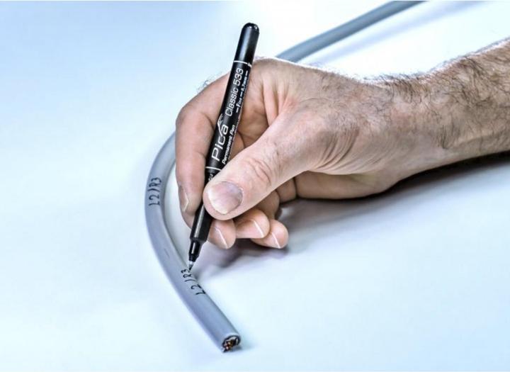 Actual product image Pica Permanent marker CLASSIC black Line width 0.7 mm Round tip (Black, 0.70 mm, 1 x)