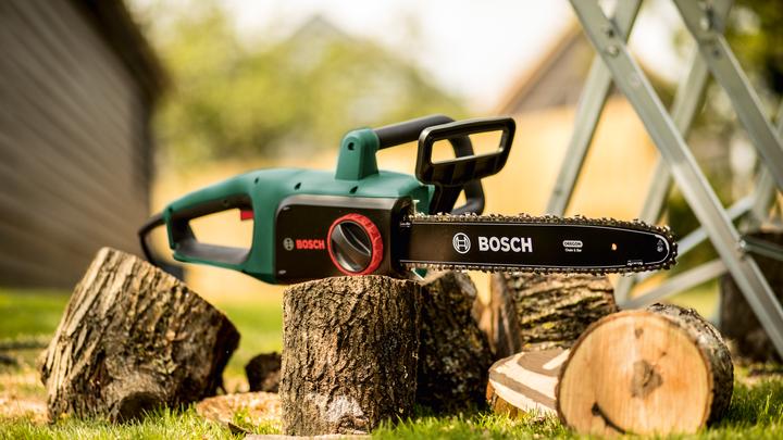 Actual product image Bosch Home & Garden Universal Chain 35 (Electric chain saw)