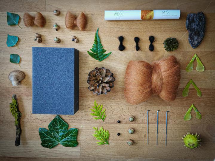Actual product image Agna Wool Bear - felt craft kit