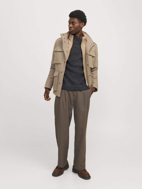 Produktbild Jack & Jones Einfarbig Strickpullover mit Rundhals Strickpullover mit Rundhals (XS)