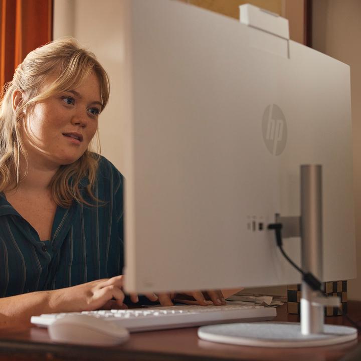 Actual product image HP All-in-One 27-cr0002no (86F21EA) -tietokone, Win 11 (AMD Ryzen 3 7320U, 8 GB, 512 GB, AMD Radeon Graphics)