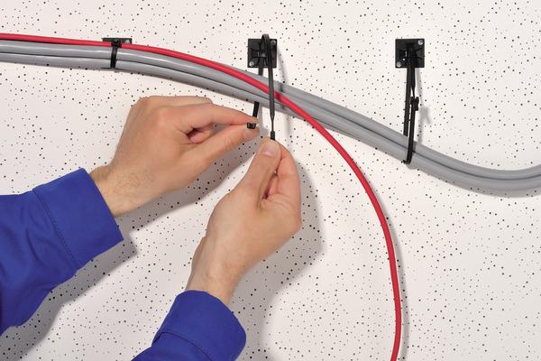 Immagine prodotto HellermannTyton Supporto fascetta cavi Q 40x40mm adesivo (Fascette in velcro, 40 mm, 50 pz.)