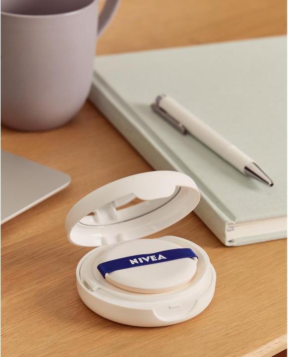 Produktbild NIVEA 3in1 Pflege Cushion (02 Medium)