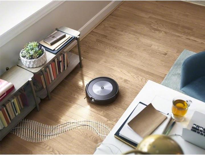 Actual product image iRobot Roomba j7+ (Robot vacuum)