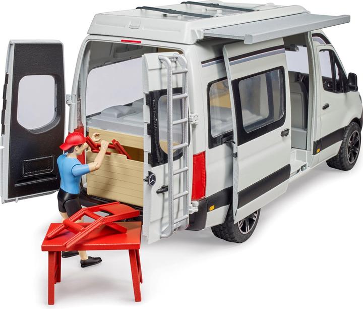 Image du produit Bruder Mercedes Benz Sprinter Camper avec chauffeur