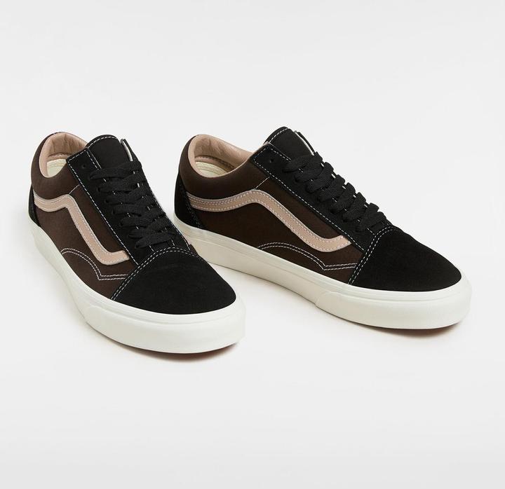Noir, Brown
