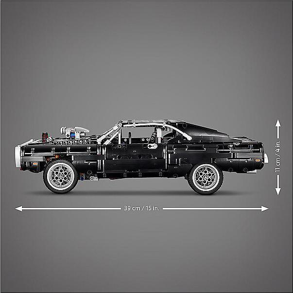Actual product image LEGO Dom's Dodge Charger (42111, LEGO Technic)