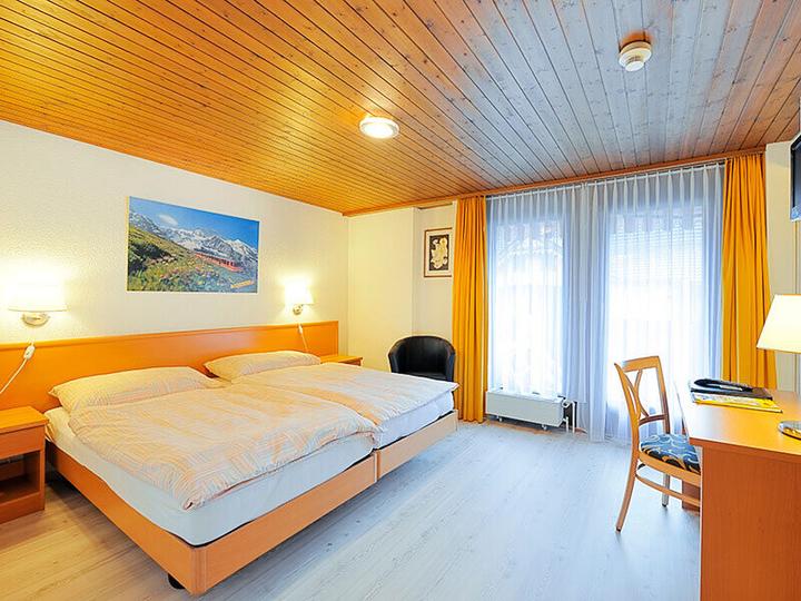 Actual product image Smartbox 2 nights in Switzerland with the family (4 pers.)