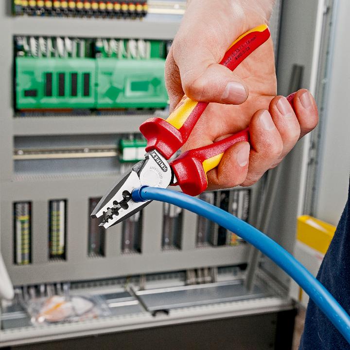 Immagine prodotto Knipex Pinza per serrare terminali a bussola (180 mm)