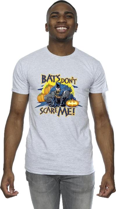 Actual product image Mens Batman Bats Don't Scare Me T-Shirt (L)