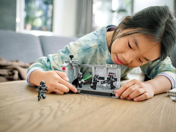 Immagine prodotto LEGO L'attacco delle truppe oscure (75324, LEGO Star Wars)