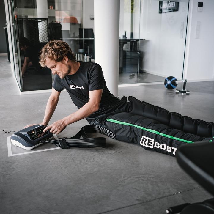 Produktbild Reboots One Recovery Pants Set