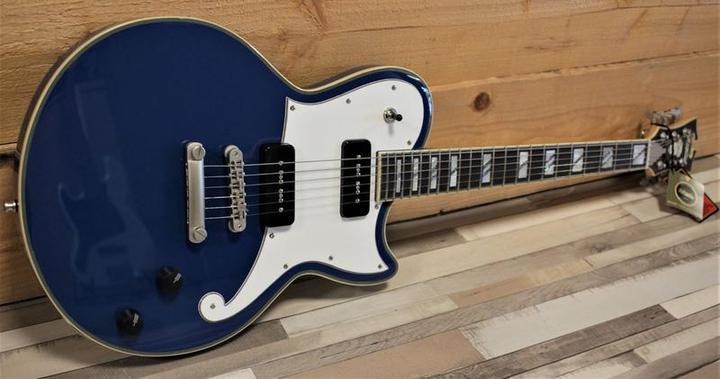 D'angelico Guitars D'Angelico Deluxe Atlantic Limited Edition Sapphire (E-Gitarre)
