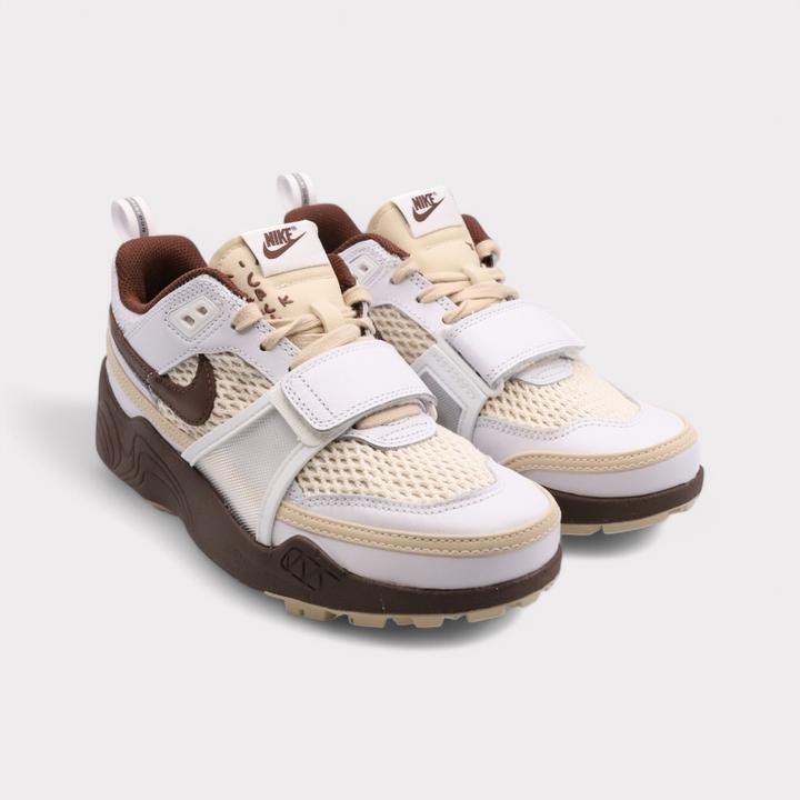 Produktbild Nike Zoom Field Jaxx Travis Scott (38)