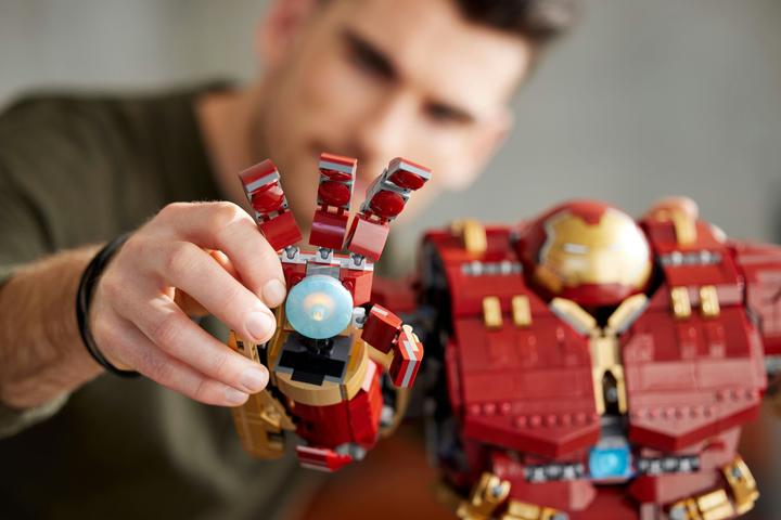 Image du produit LEGO Hulkbuster (76210, LEGO difficiles à trouver, LEGO Marvel)