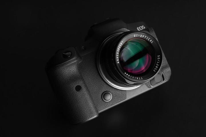 Immagine prodotto TTArtisan 50mm f1.2 per attacco M43 (APS-C) (Micro Four Thirds, Micro Four Thirds)