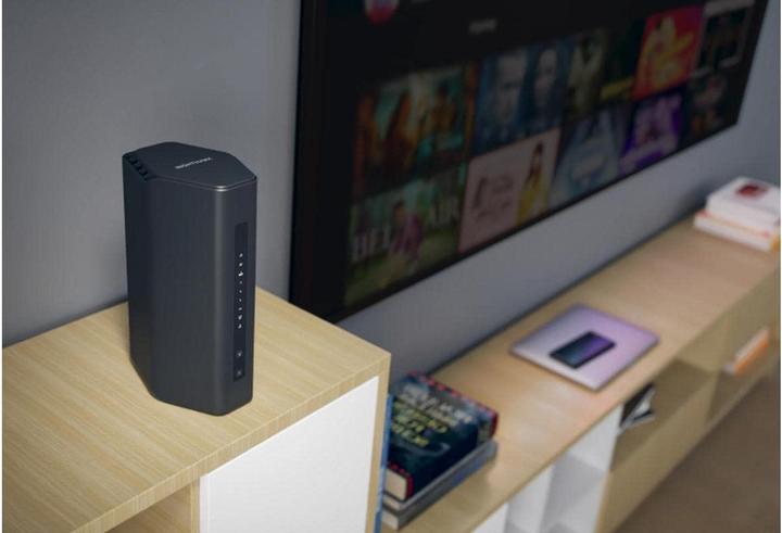 Actual product image Netgear Nighthawk RS200