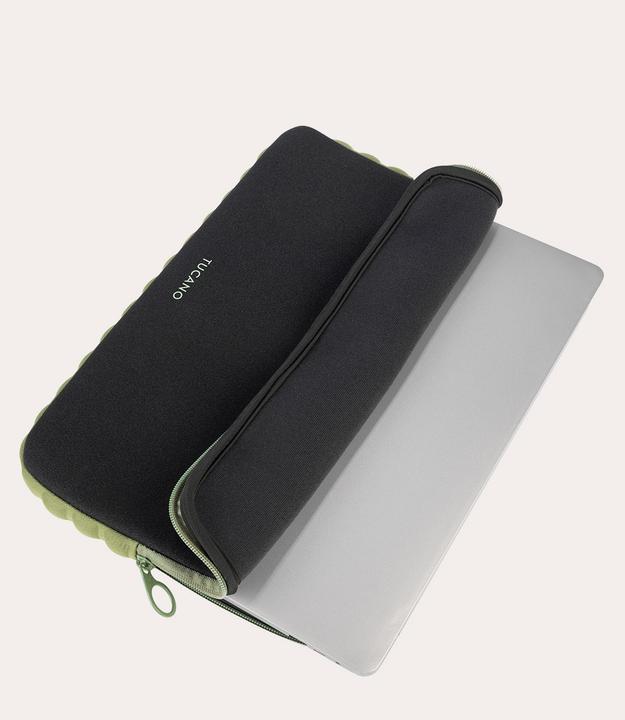 Immagine prodotto Tucano Offroad, Custodia Bumper Second Skin per notebook 15.6", nero (16", Universale)