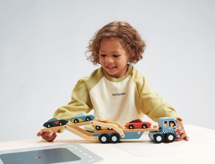 Produktbild Tender Leaf Toys Autotransporter