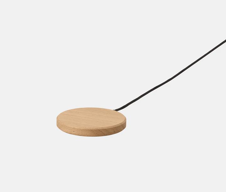 Actual product image Oakywood Slim Charging Pad - wooden wireless charger - color Oak -