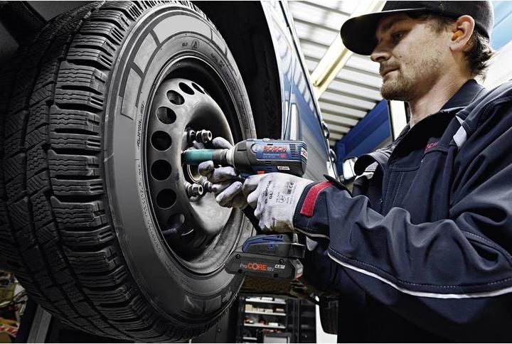 Actual product image Bosch Professional GDS 18V-300 Professional Set (Rechargeable battery operated)