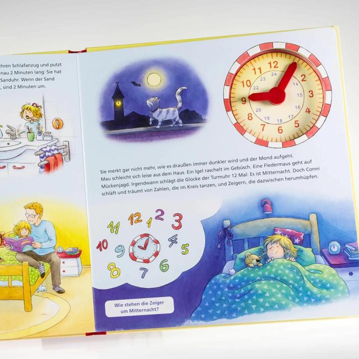 Immagine prodotto Conni-Bilderbücher: Conni lernt die Uhrzeit (Tedesco, Sarto Liane, 2019)