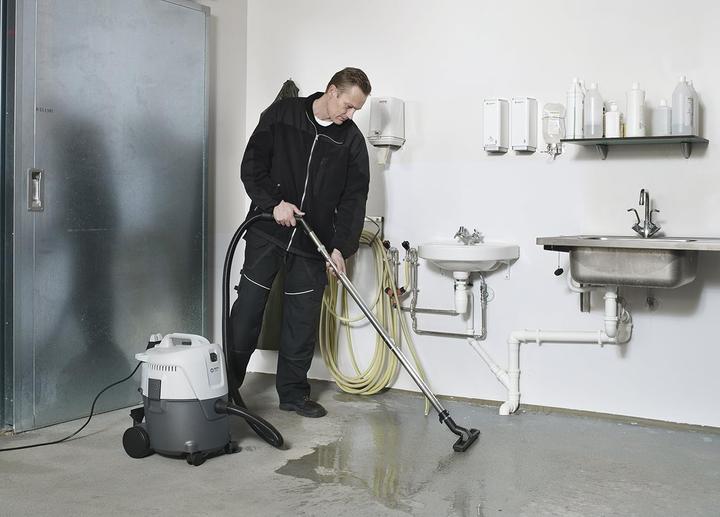 Actual product image Nilfisk VL200 Waterzuiger (Wet dry vacuum cleaner)