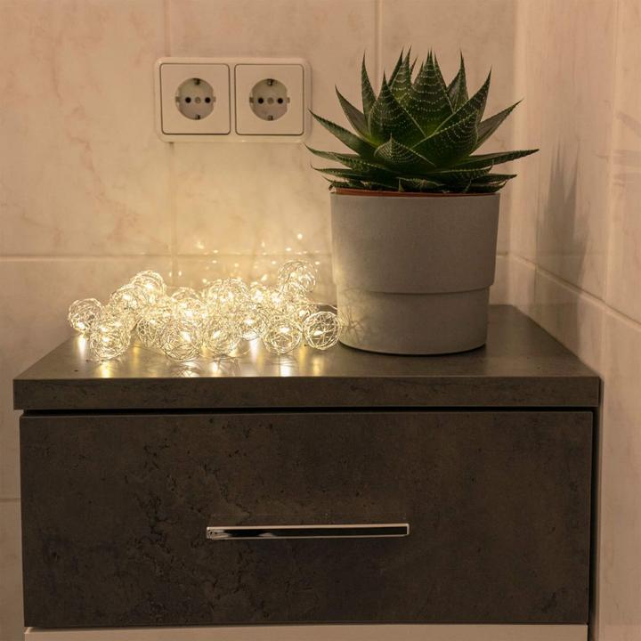Produktbild Trenddeko LED Lichterkette Drahtkugeln Silber 20-teilig (3 m)