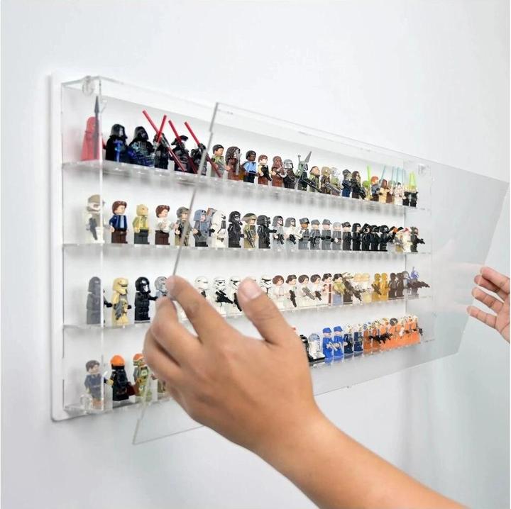 Image du produit iDisplayit Présentoir mural en acrylique pour 100 figurines LEGO® (avec fond blanc)