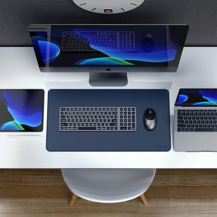 Actual product image Satechi Deskmate (Wide)