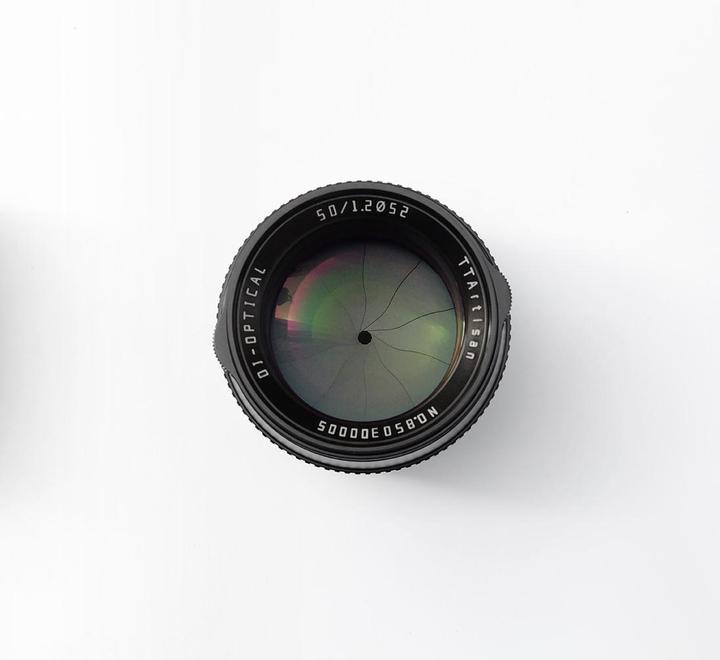 Immagine prodotto TTArtisan 50mm f1.2 per attacco M43 (APS-C) (Micro Four Thirds, Micro Four Thirds)