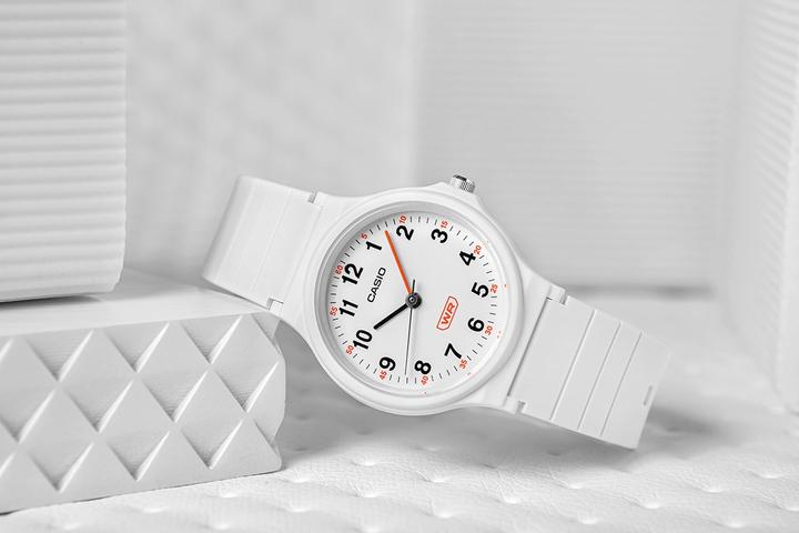 Produktbild Casio Kinderuhr LQ-24B-7BDF + BOX