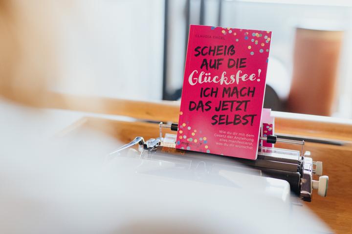 Image du produit Scheiss auf die Glücksfee! Ich mach das jetzt selbst (Allemand, Claudia Engel, 2021)