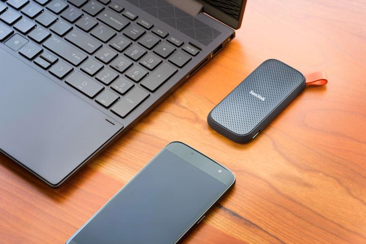 Image du produit SanDisk Portable SSD V2 (2000 Go)