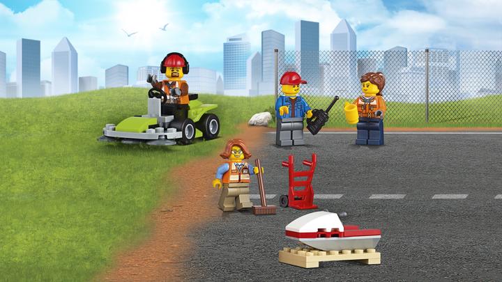 Produktbild LEGO Frachtterminal (60169, LEGO City)