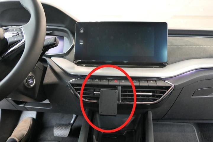 Actual product image Brodit ProClip Skoda Octavia IV Bj. 20