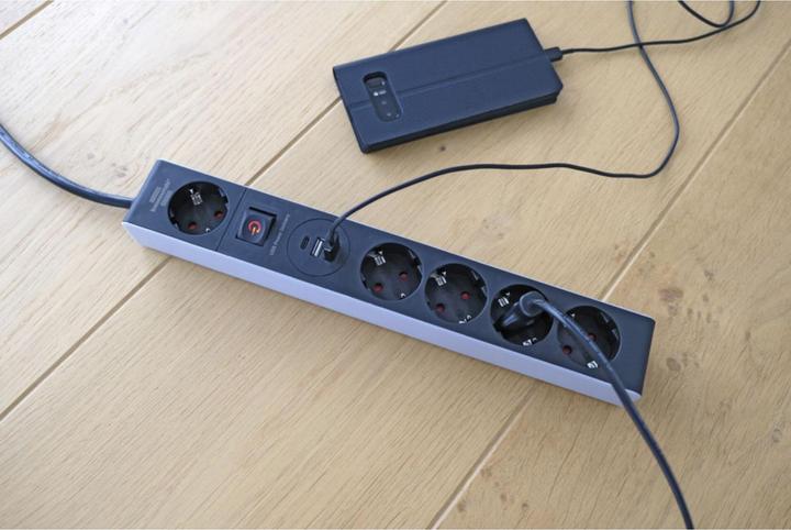 Actual product image Brennenstuhl Power strip 5f w. PD, SDL PD 05, 2xUSB,1xUSB C (5 x, CEE 7/3, CEE 7/4, USB, CEE 7/16, 1.50 m)