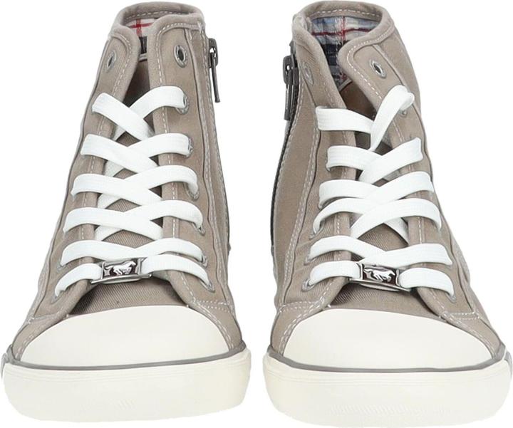 Actual product image Mustang Sneaker (41)