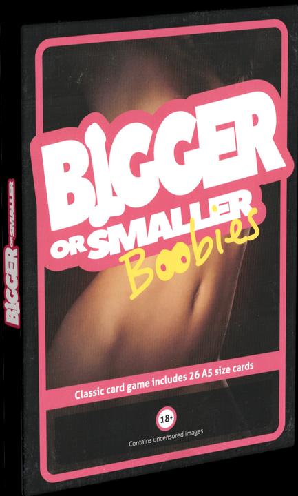 Produktbild Play Wiv Me «Grösser oder Kleiner: Boobies» – Lustiges Kartenspiel für Erwachsene, 26 Karten (Kartenspiel, Englisch)