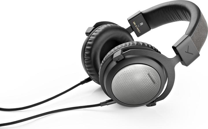 Actual product image Beyerdynamic T5 (ANC, Cable)