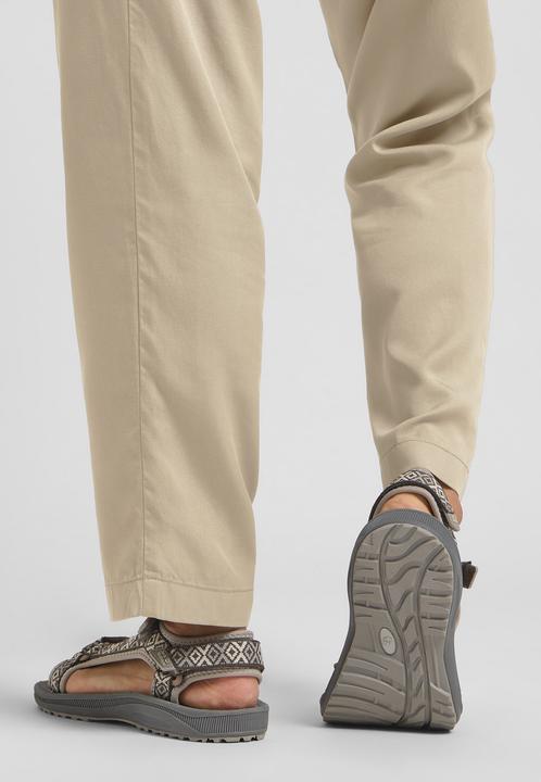 Actual product image Jack Wolfskin Wave Breaker W (38)