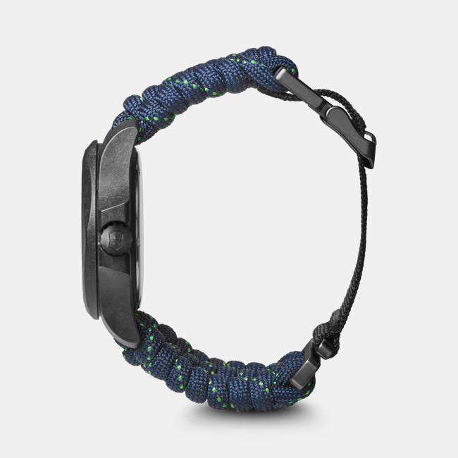 Actual product image Victorinox I.n.o.x. Carbon (Analogue wristwatch, Swiss made, 43 mm)