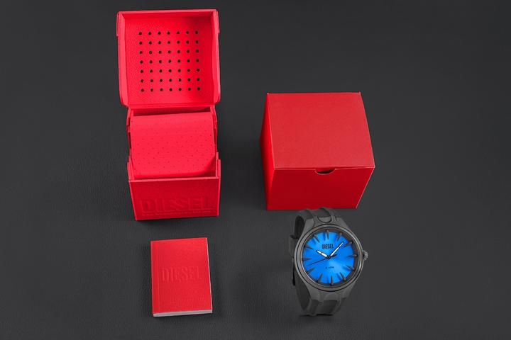 Actual product image Diesel Streamline (44 mm)