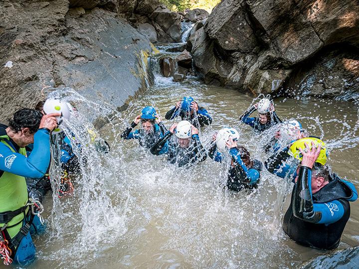 Immagine prodotto Smartbox Canyoning in Ticino per l'accros à l'adrénaline (2 pers.)