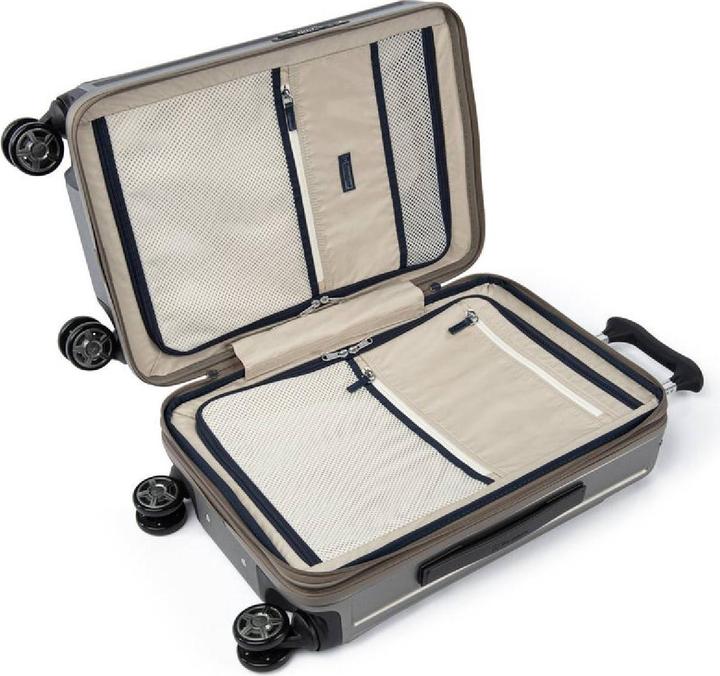 Actual product image Travelpro Platinum Elite - Compact Carry-On Expandable Hardside Spinner (39 l, Hand luggage (up to 50 litres))