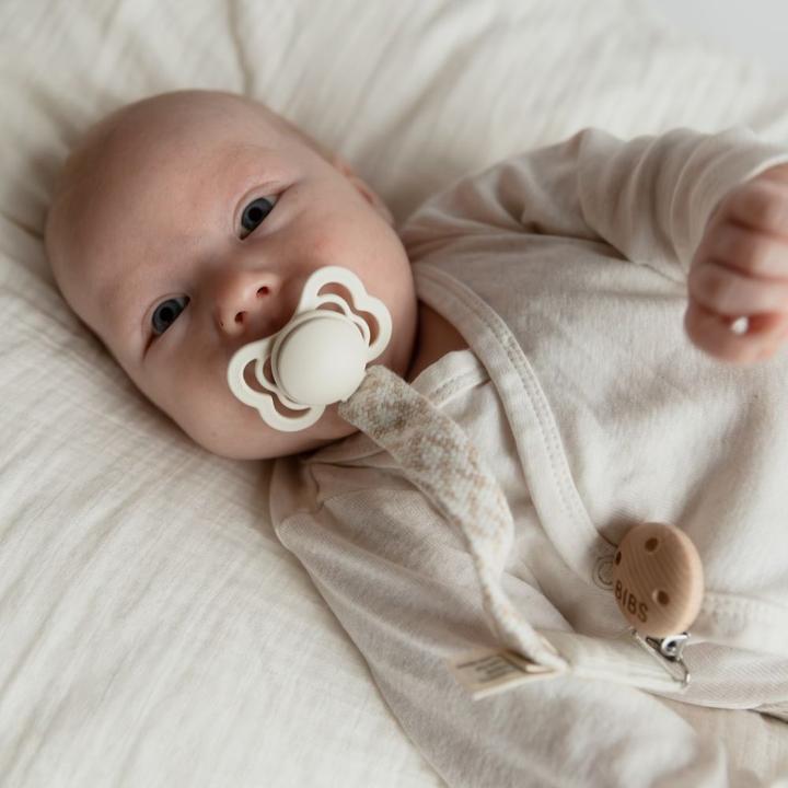 Produktbild Bibs Supreme Silikon Schnuller (2er Pack), Cloud & Steel Blue (Grösse 1, 0-6M) (2 x, bis 6 Monate)