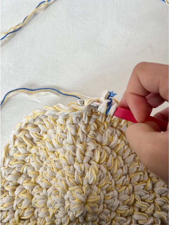Immagine prodotto Creativ Company Kit Artigianato - Uncinetto - Cappello a secchiello (977646)