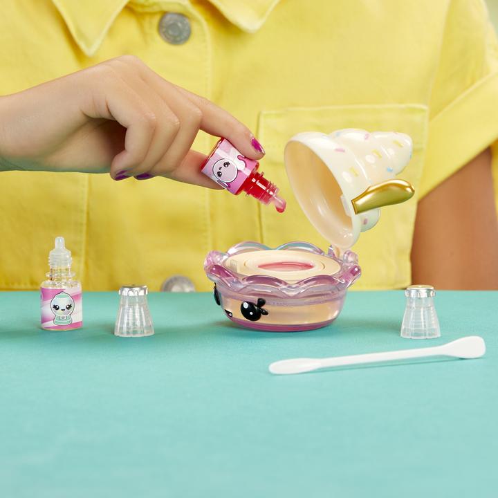 Actual product image MGA Yummiland big doll + lip gloss animal - Bianca Bubblegum