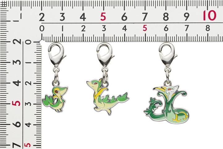 Produktbild Pokémon Pokemon Center - Snivy, Servine, Serperior Schlüsselanhänger - 3 Stück