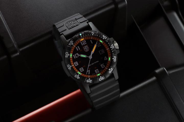 Produktbild Luminox Leatherback Sea Turtle Giant 0320 Series (Analoguhr, 44 mm)